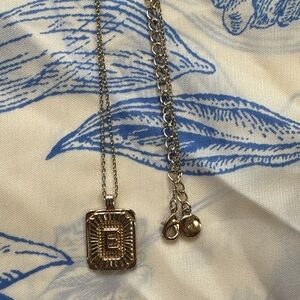 Gold Pendant E Initial Necklace